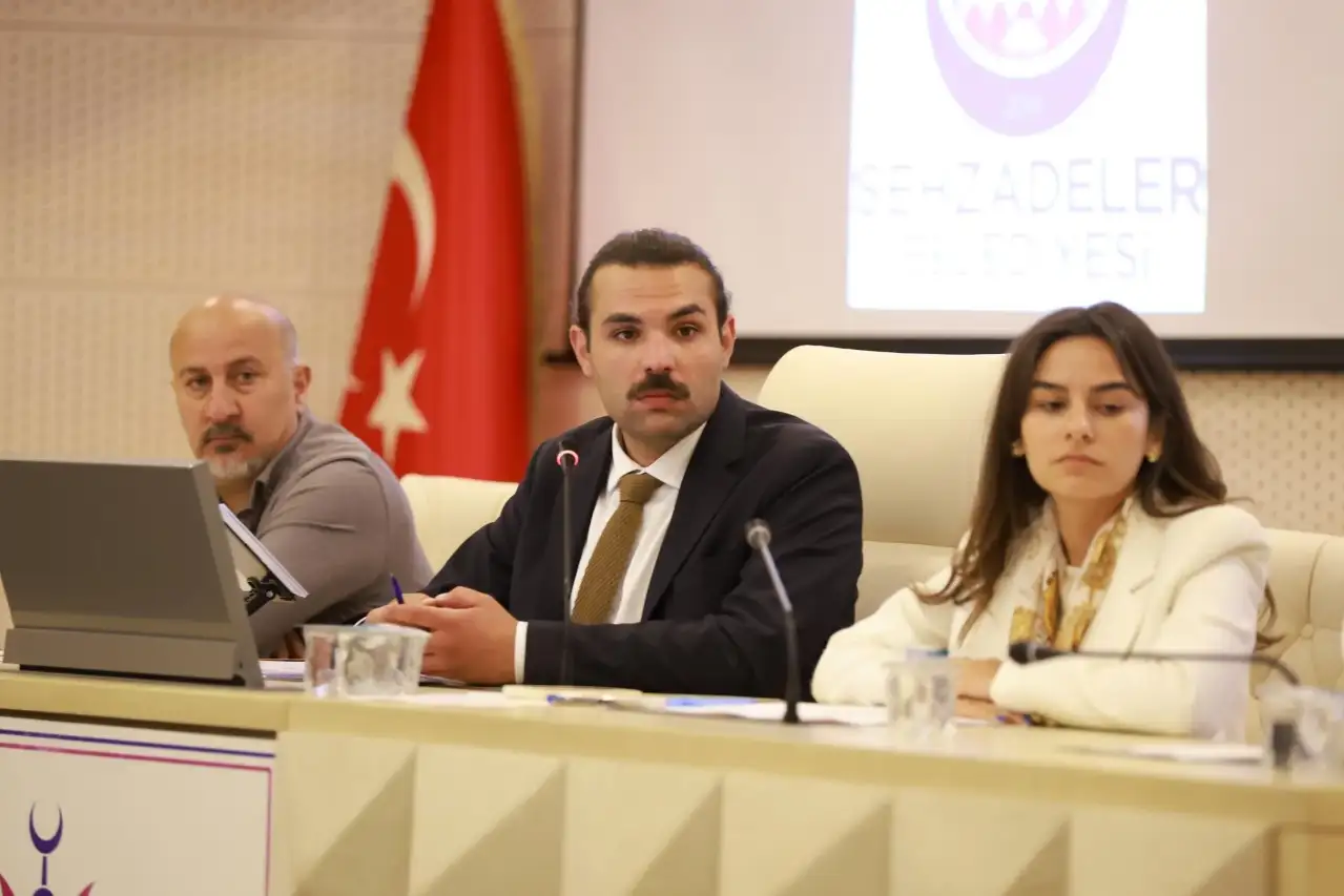 Şehzadeler Belediyesi'nden Vatandaşı Sevindiren Kararlar! Sosyal Projelerde Yeni Dönem Başlıyor